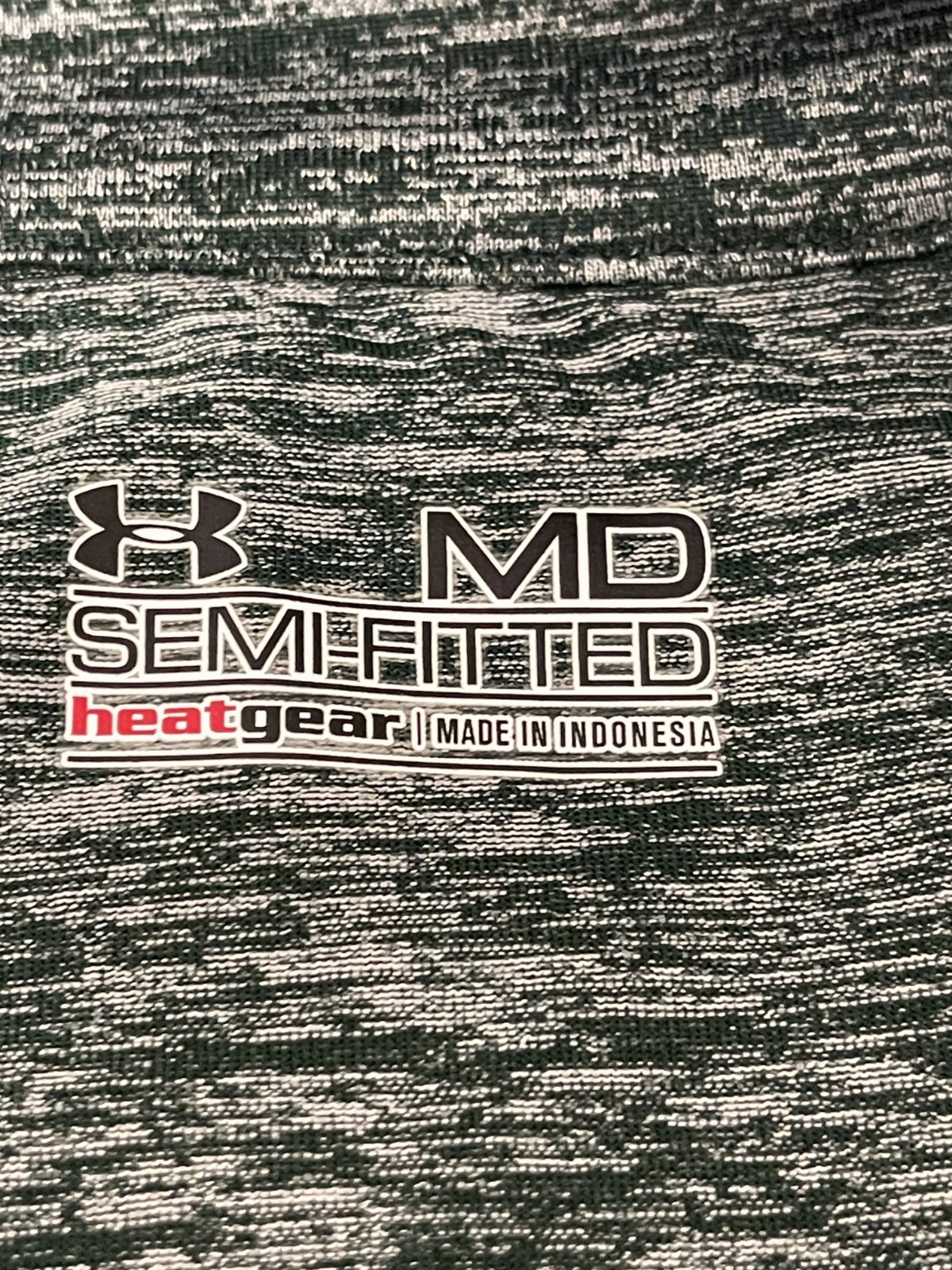 Under Armour Men Long Sleeve Semi-Fitted Heat Gear Size Medium Grey Green