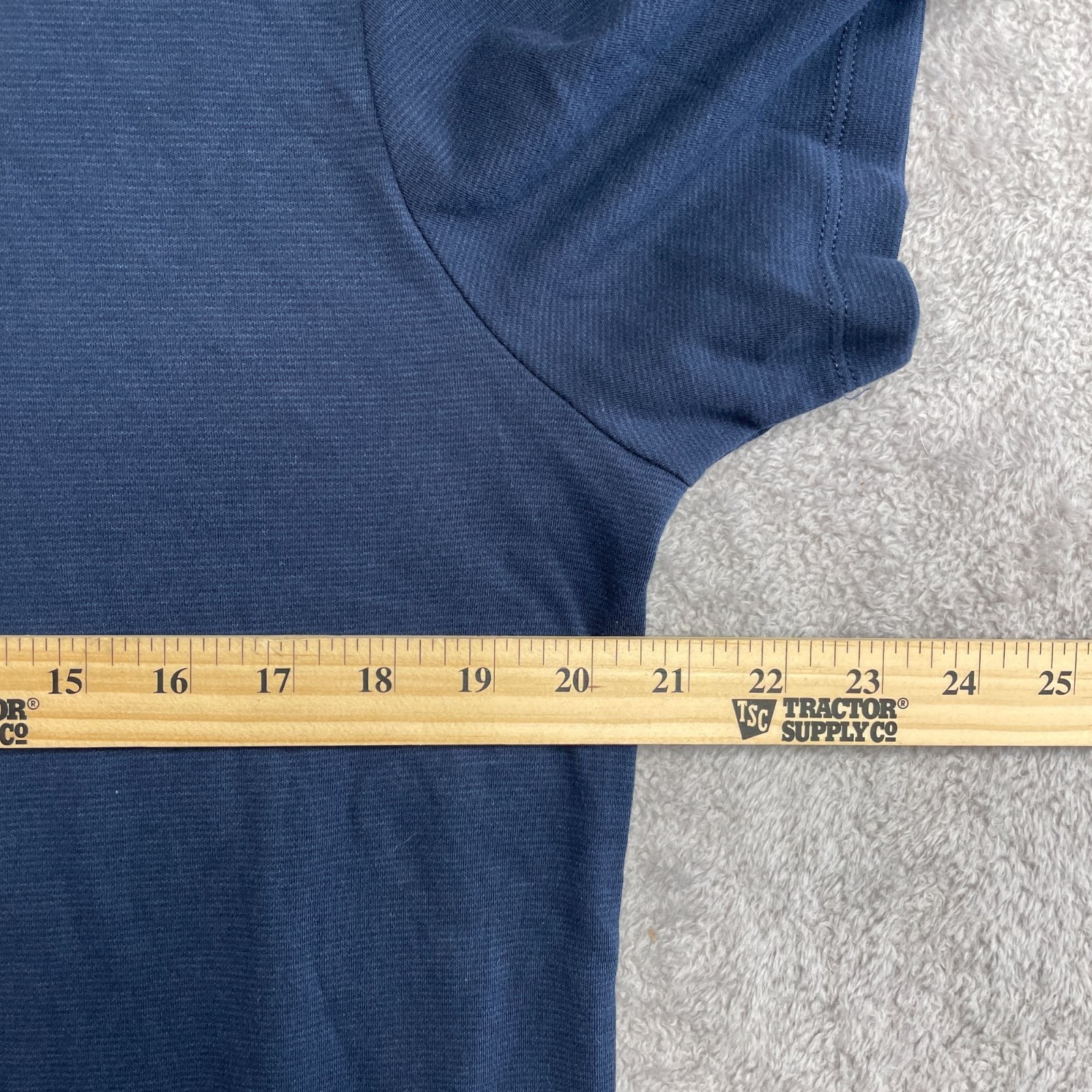 NEW Banana Republic Men’s M Luxe Touch Performance Tee 100% Cotton Navy Blue