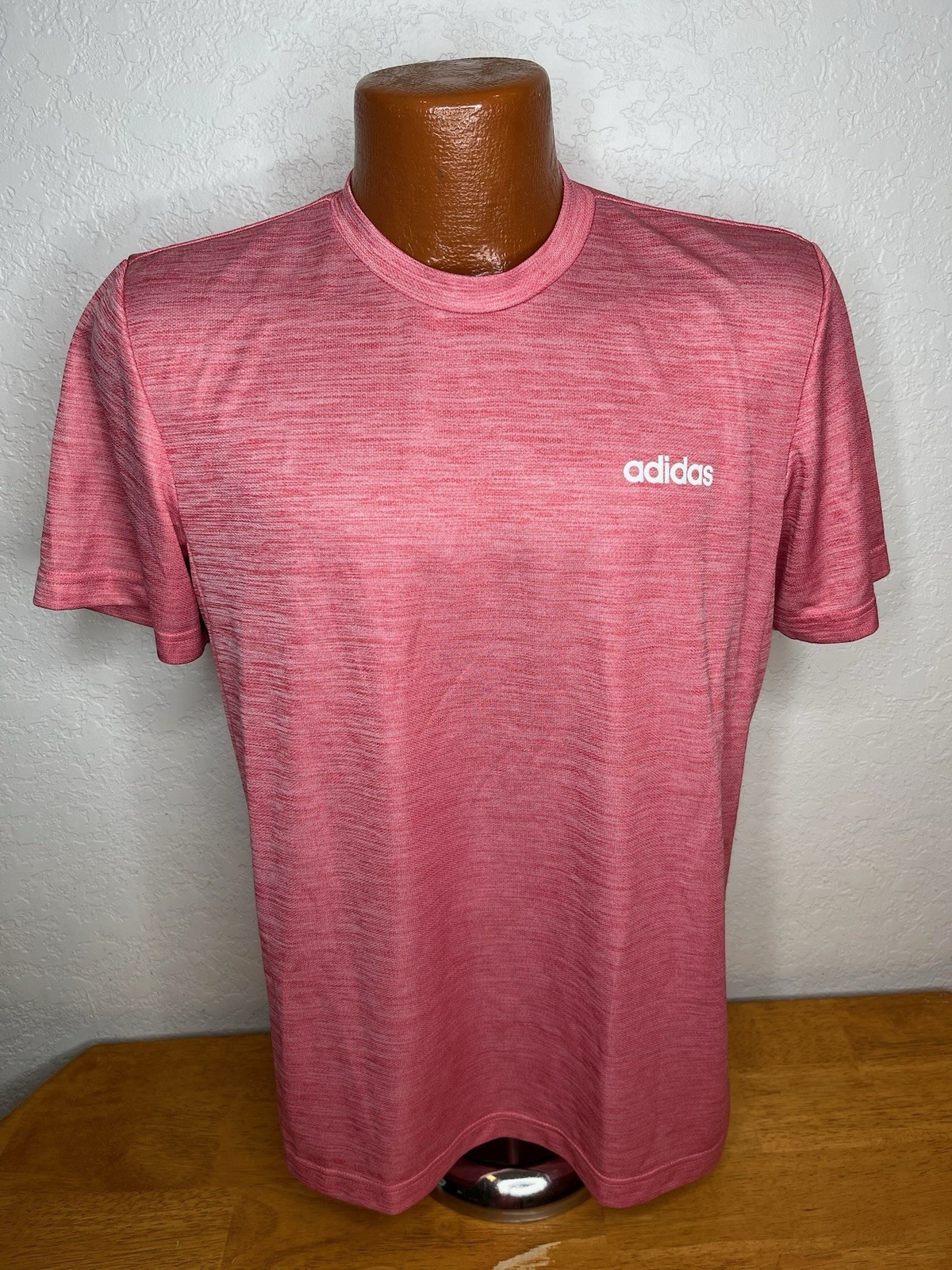 Men’s Adidas CLIMALITE Running S/S Athletic T-Shirt Medium M – Pink – Poly