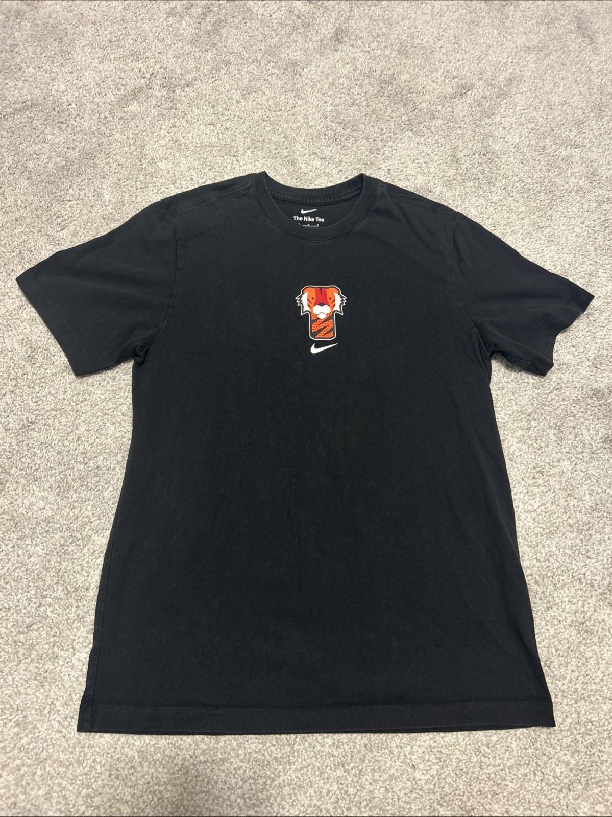 Nike Tiger Woods Frank Golf Tee Shirt DR7721-010 Black Size Medium