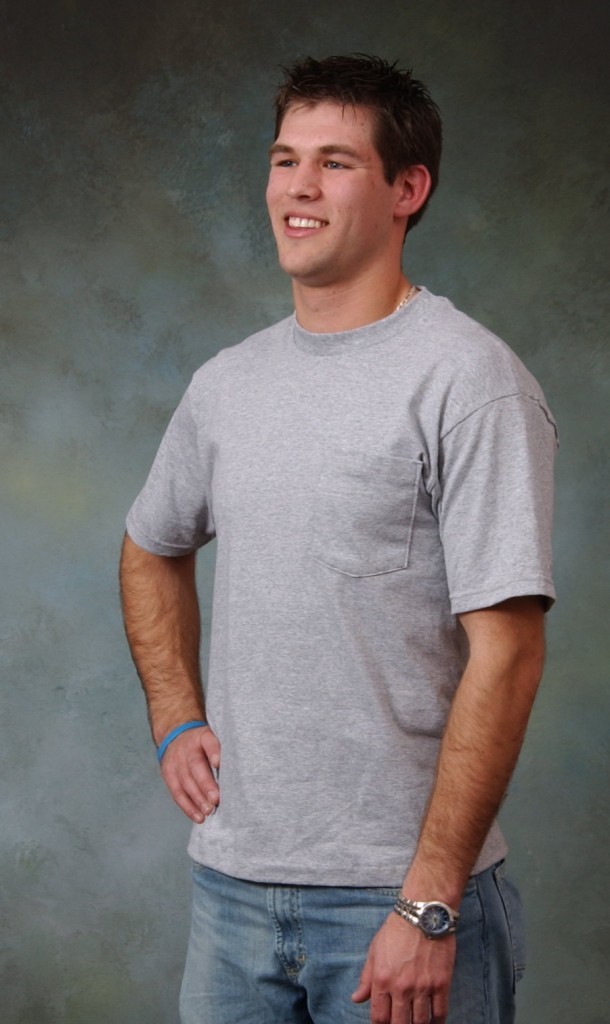 Adult Pocket t-shirt. Short sleeve. 100% cotton, Size M to 8XLT. Made in USA