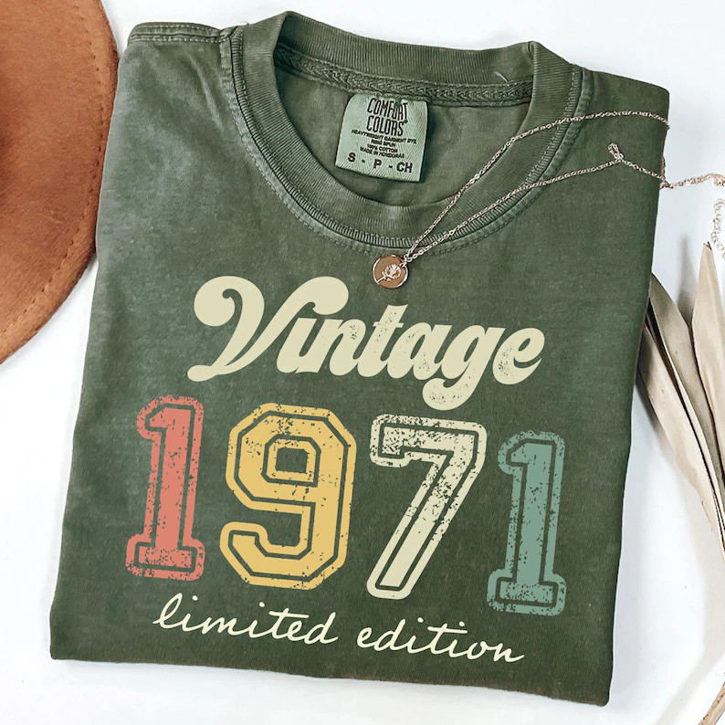 Vintage Retro Style Comfort Tee Shirt Classic Design Soft Feel Limited