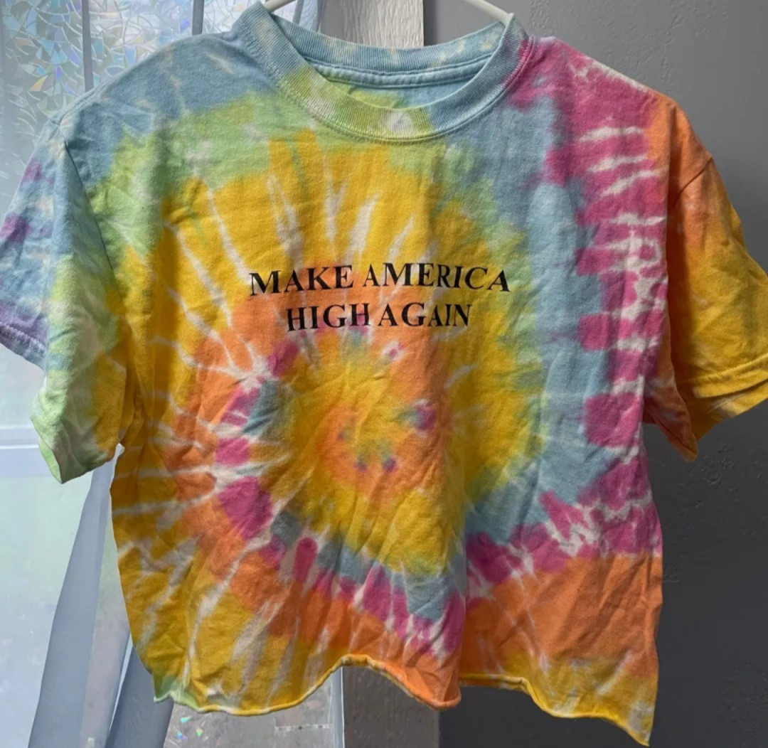 WMNS crop top Multicolor Tie-Dye Graphic Print T-Shirt Make America High Again