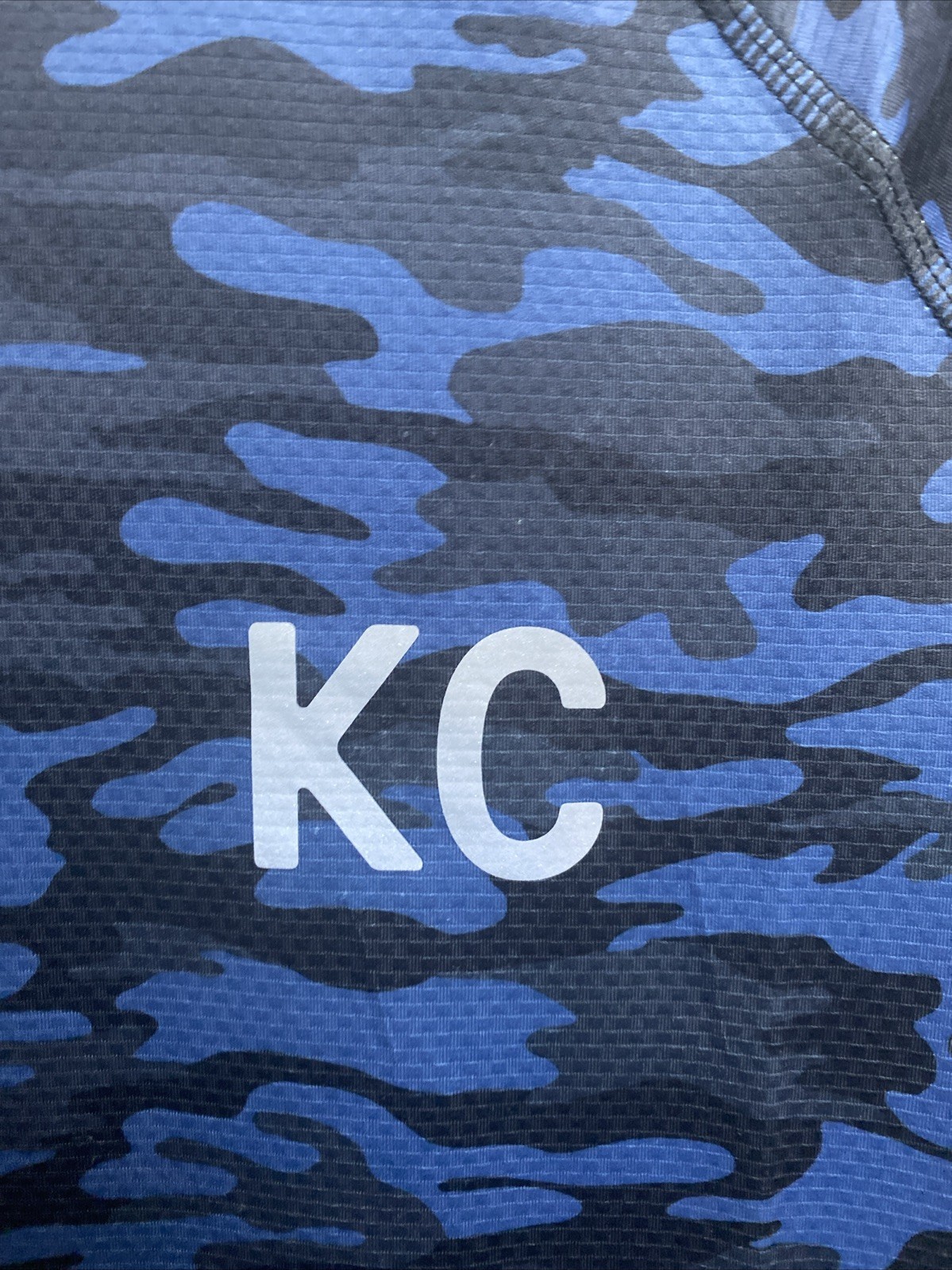 Kenneth Cole Active T Shirt Large Blue Camo Crew Neck Tech SS Tee NWT $49