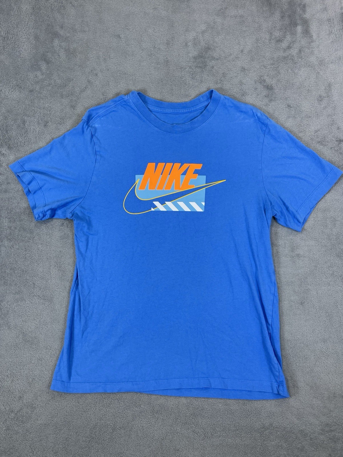 Nike Shirt Mens Large Blue Sportswear Crew Neck Tee Swoosh Spellout Logo