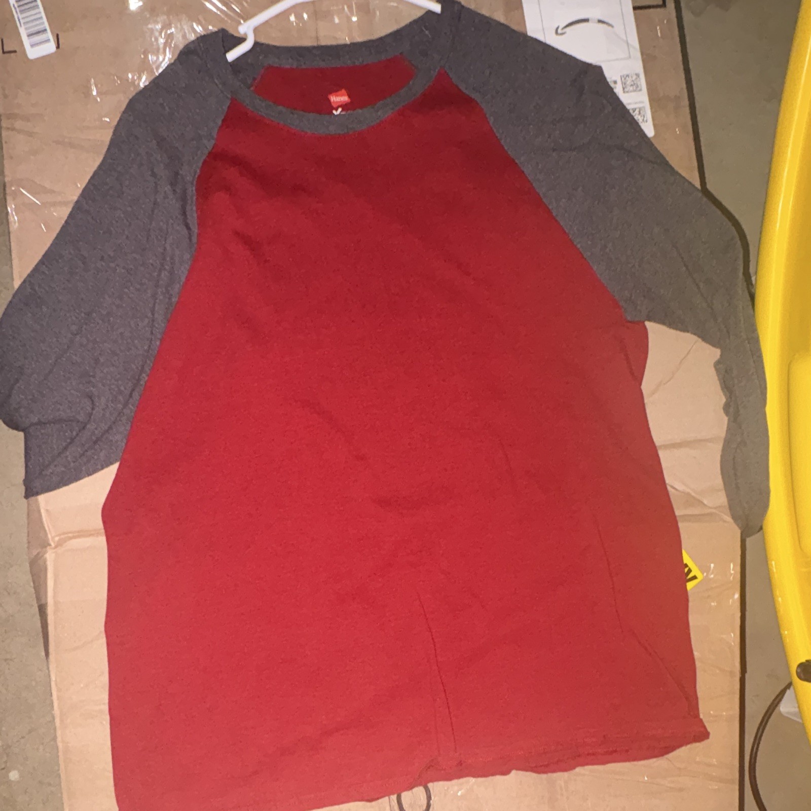 Hanes X-Temp Men’s Red/Gray Colorblock Raglan Crew Neck 3/4 T-Shirt L