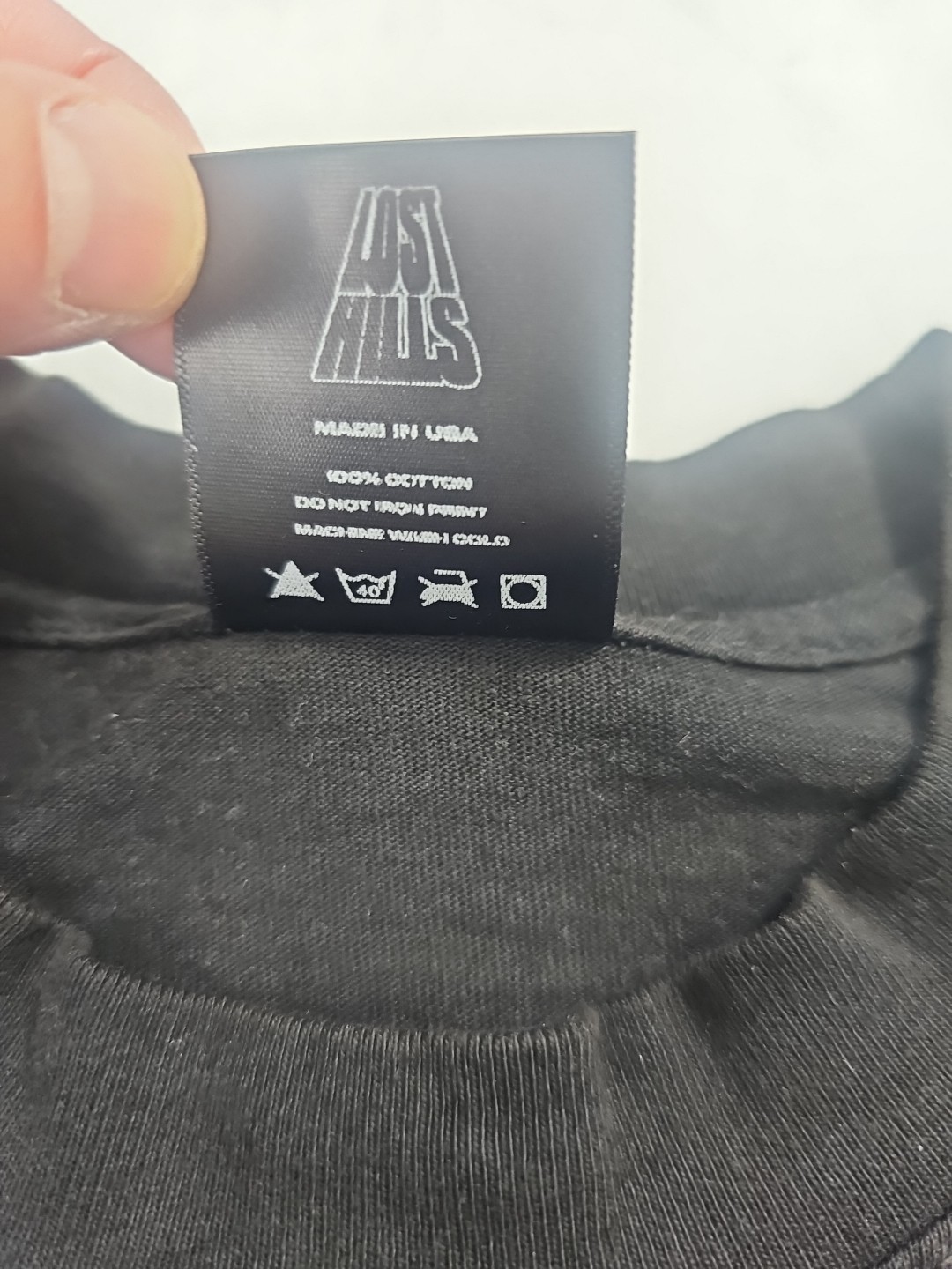 LOST HILLS LOGO FRONT AND MIRROR STYLE LGO BACK BLACK MEN’S LG (OS) FIRE 🔥 🔥