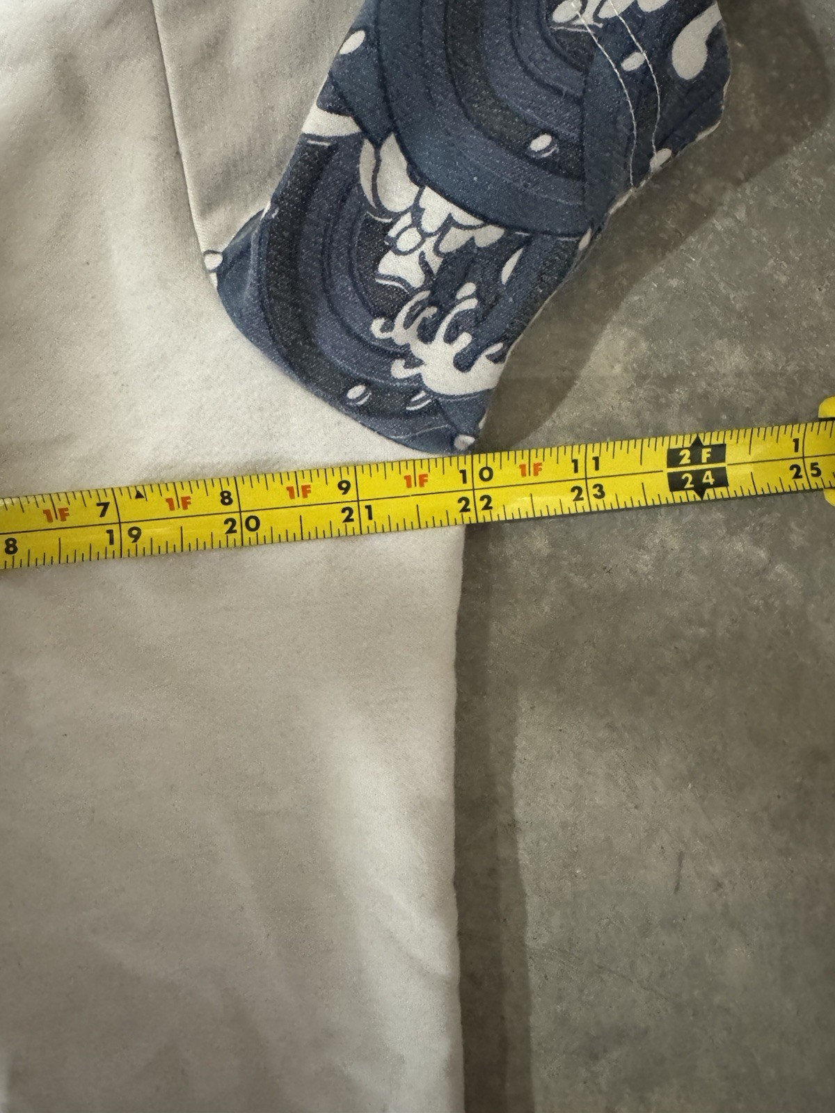 Y2K Demon Slayer Waves White Sz L Tee Cotton Poly Blend