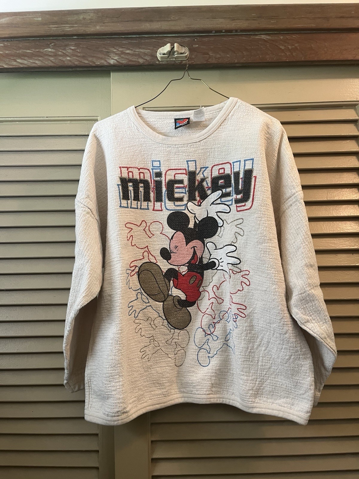 RARE Mickey Quilted Longsleeve Thermal Sweatshirt Size Large