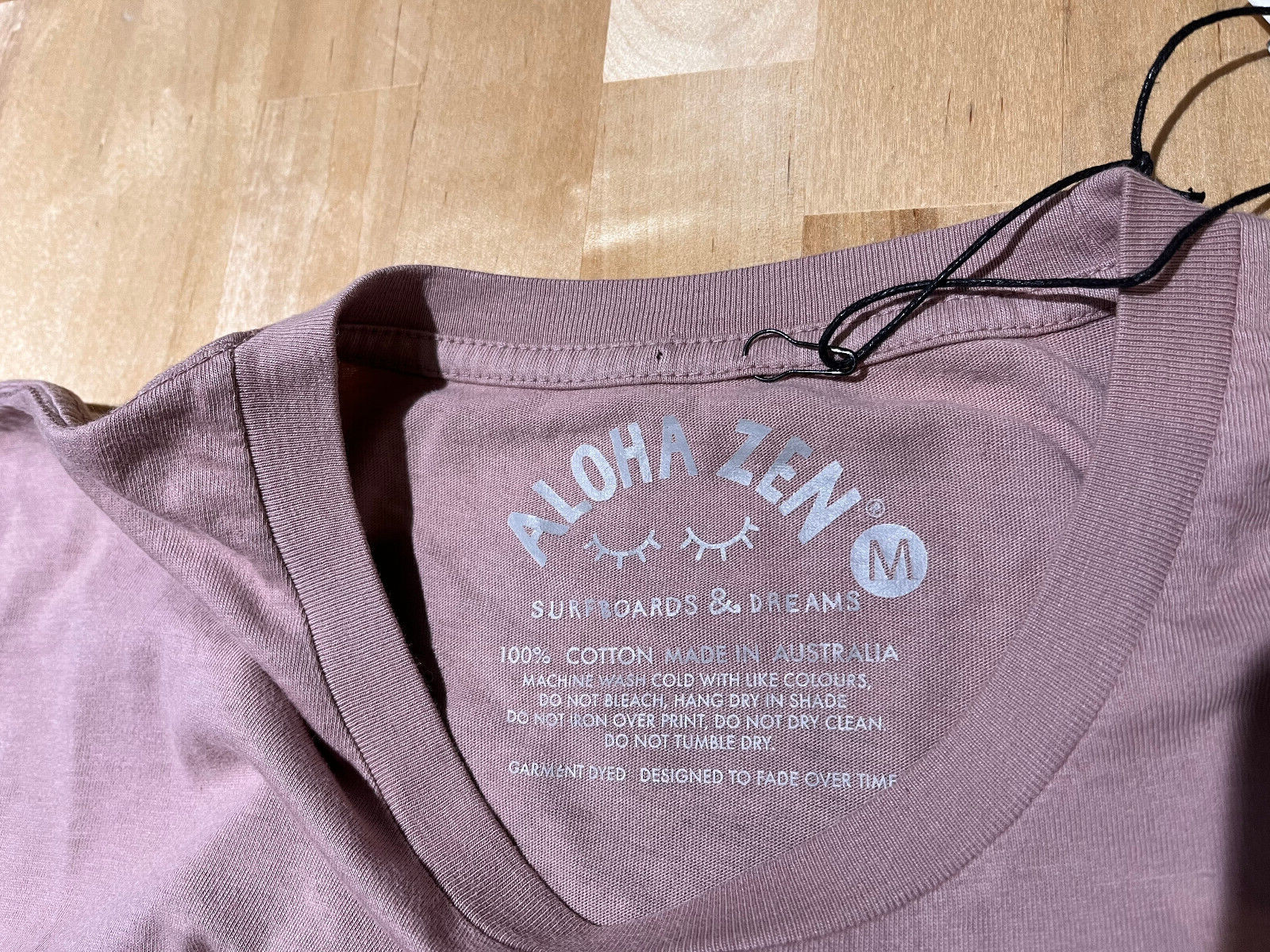 ALOHA ZEN Rainbow Slide Graphics BLUE Tshirt – Men’s Size M – NEW