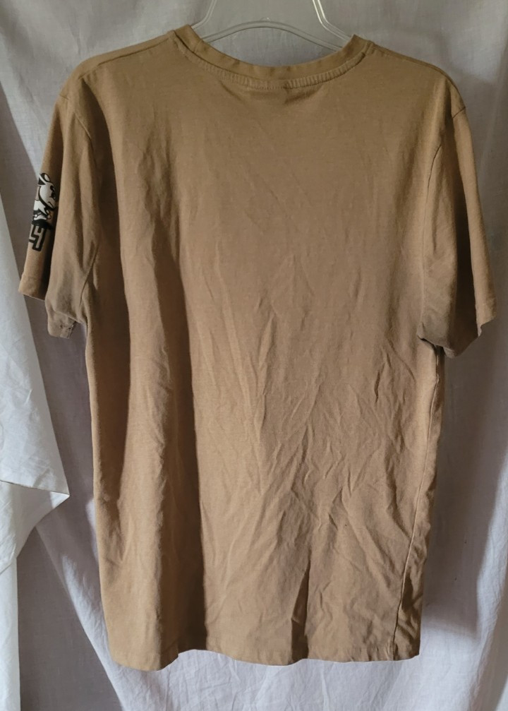 GTL4 Men’s T-Shirt Size Large Good Things Last Brown Psycho Bear Money Bag Cute