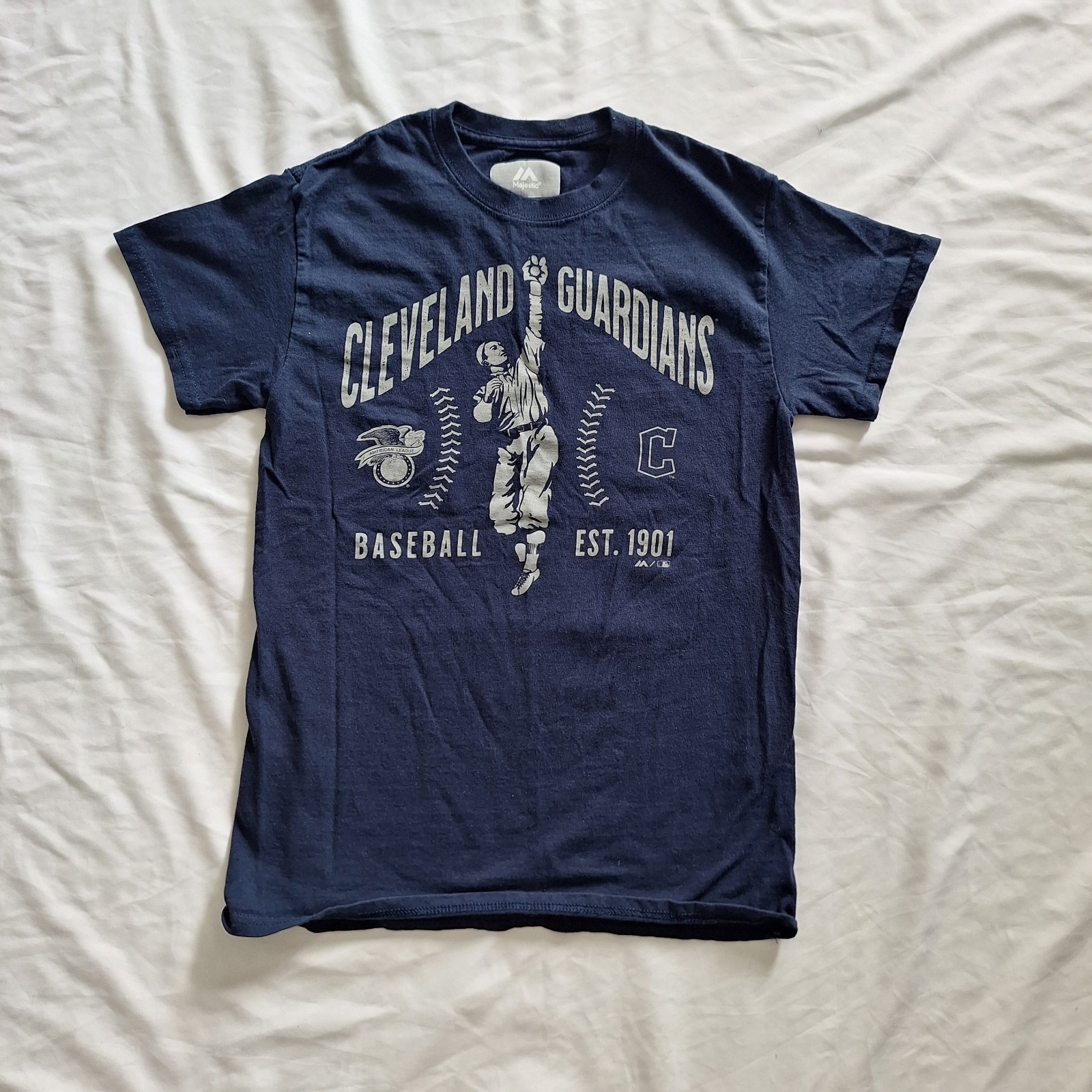 Majestic Cleveland Guardians Vintage Style Est. 1901 Blue Small T-Shirt