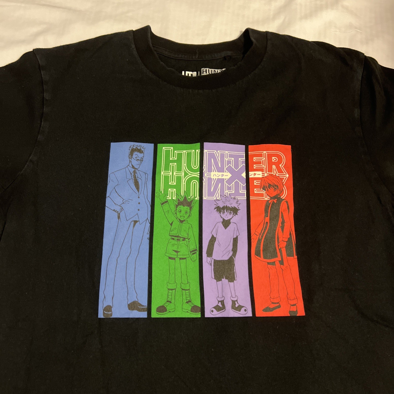 Uniqlo UT Hunter x Hunter Japanese Anime T-Shirt Black Medium Colorful