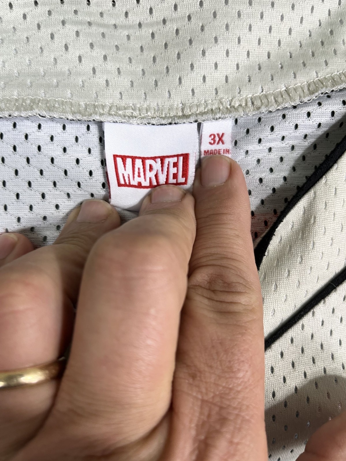 Marvel 3X Baseball Jersey Button-Up Avengers Graphic Back Beige & Red