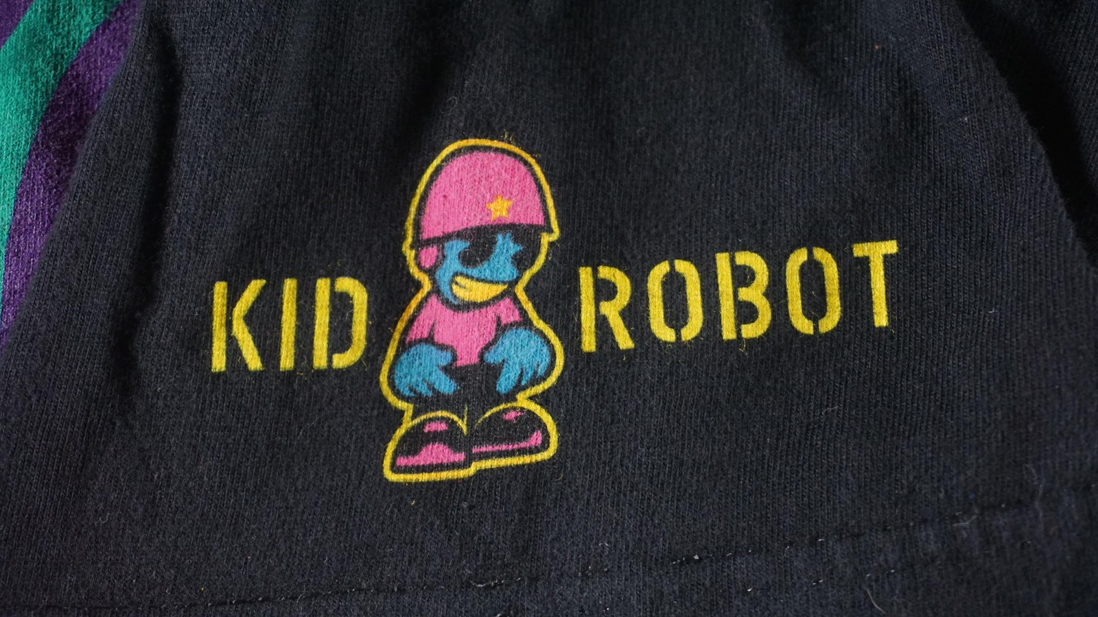 Kidrobot Kozik Grenade Shirt Mens Large Black Limited Edition Graphic Tee Art