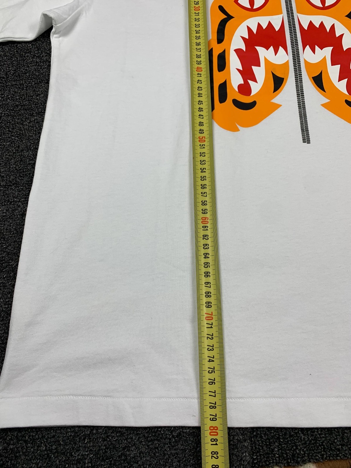 A Bathing Ape Tiger Print Short Sleeve T-Shirt White XL Cotton Graphic Top