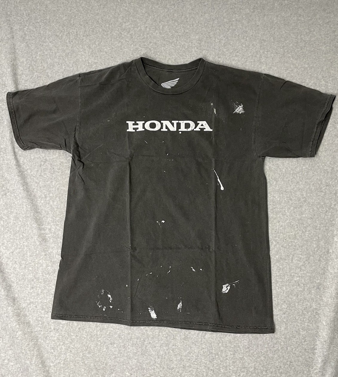 Urban Outfitters Honda Racing Team 98 Paint Splatter Graphic Tee – Men’s Medium
