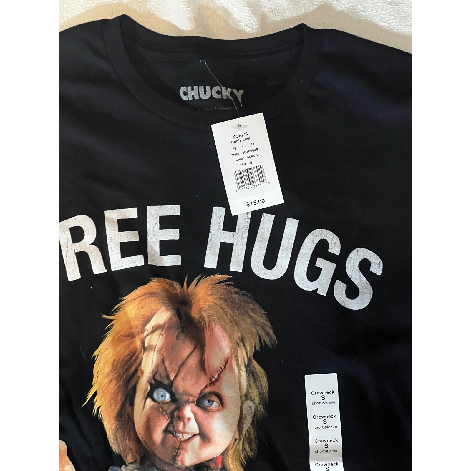 Chucky Childs Play Free Hugs Graphic T-Shirt Black Mens Small Horror Movie Tee