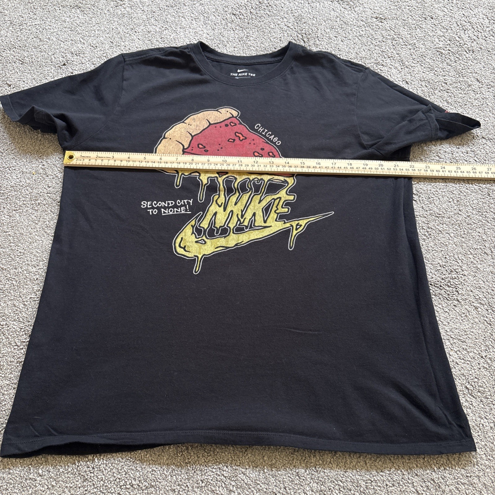 The Nike Tee Chicago Second City to None Men’s Print Black T-Shirt Size Large