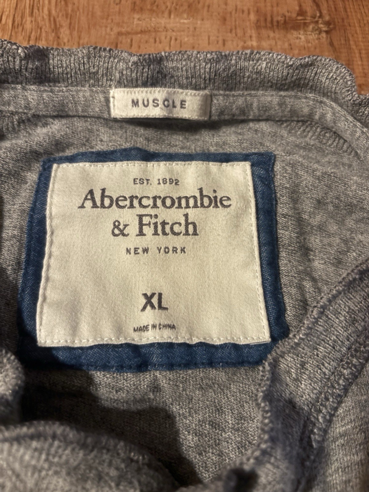 Abercrombie & Fitch Muscle Shirt Adult XL Blue Logo Casual Long Sleeve Mens