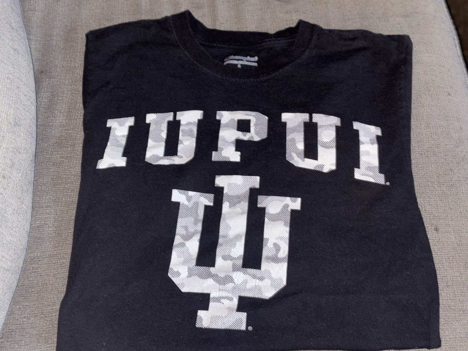 Champion Men’s Black Graphic Print Crew Neck T-Shirt Size S Logo “TUF U”