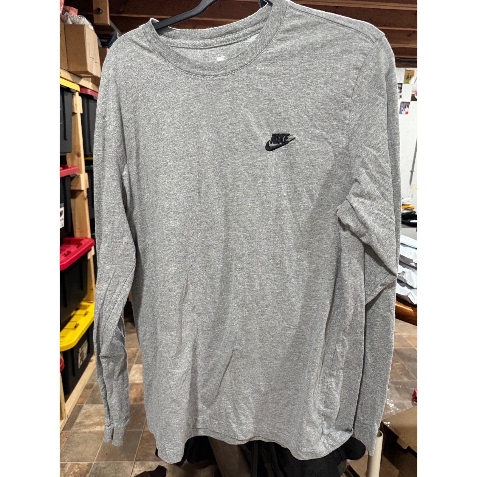 Nike Mens Long Sleeve T-Shirt Heather Gray Embroidered Logo Size XL AR5193-063