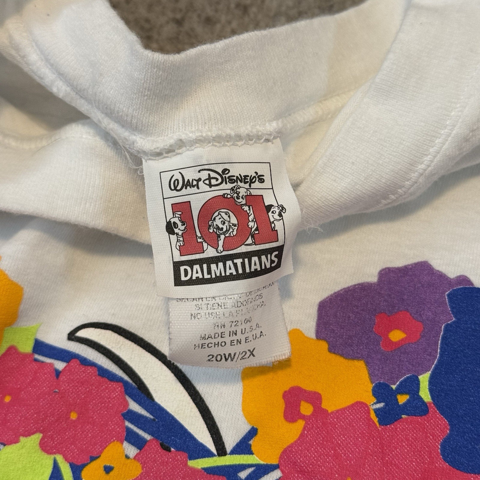 Vintage 90s 101 Dalmatians Walt Disney Tee Shirt Fits XL White Movie Heart 1990s