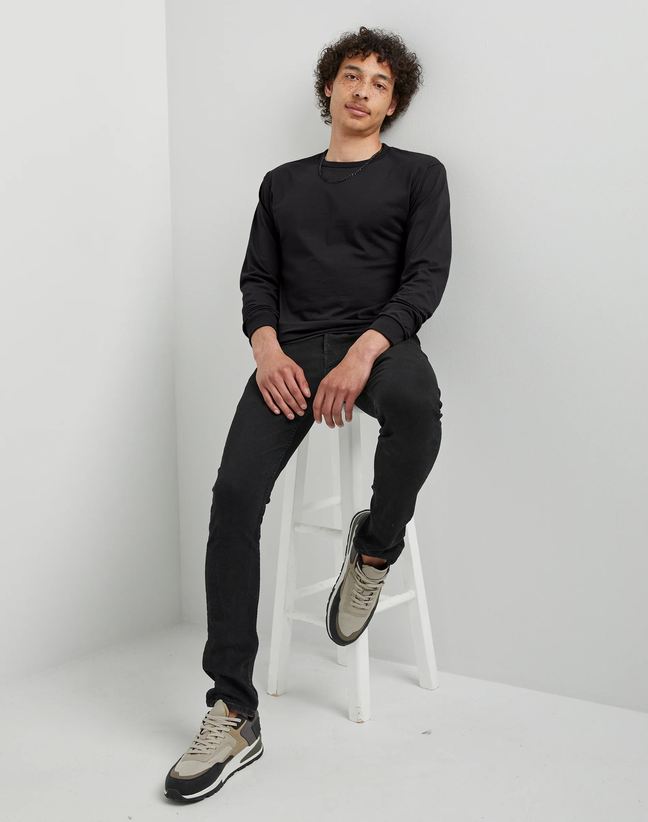 Hanes Essentials Men’s Cotton Long Sleeve T-Shirt, Value 4-Pack