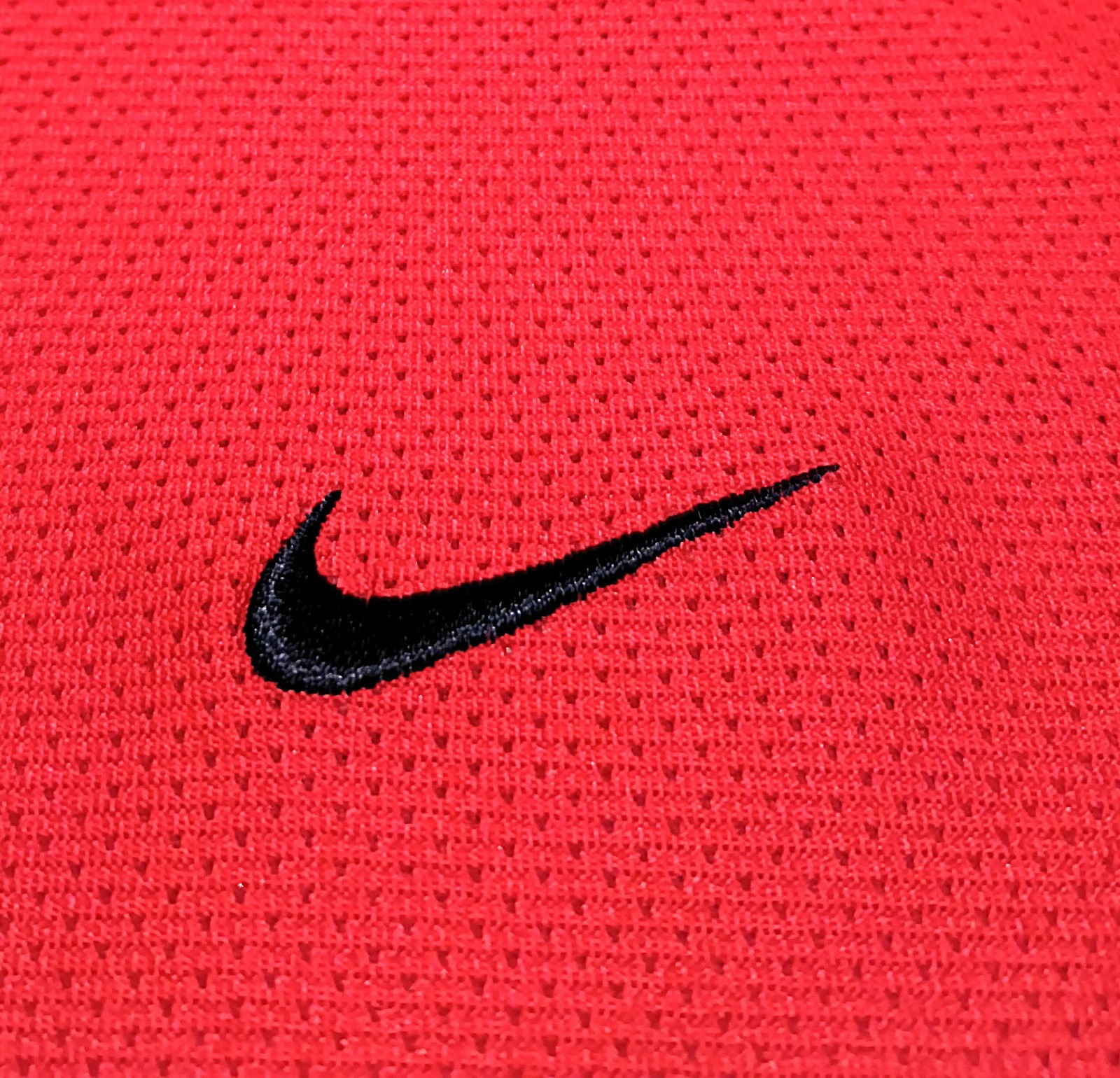 Nike Dri-FIT T-Shirt S Red Black Embroidered Logo Running Training Gym Top VGC