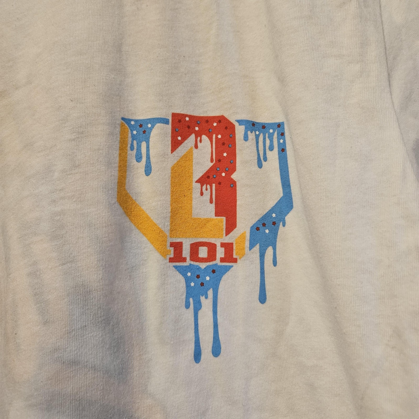 Baseball Lifestyle 101 Shirt Mens Small White Ice Cream USA Baseball Graphic NWT