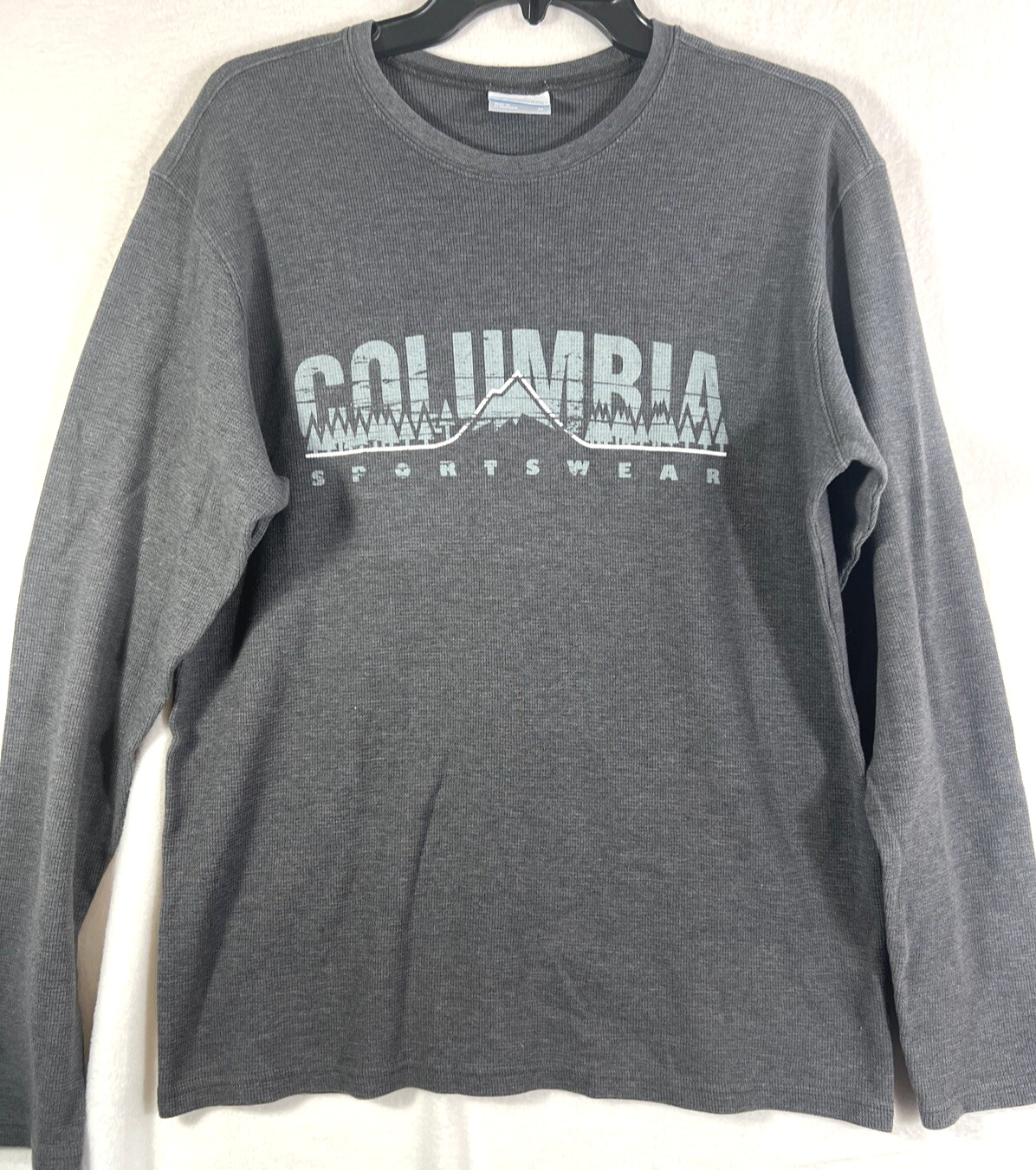 Columbia Sportswear Men’s Medium Gray Waffle Knit Long Sleeve Crew Neck Shirt