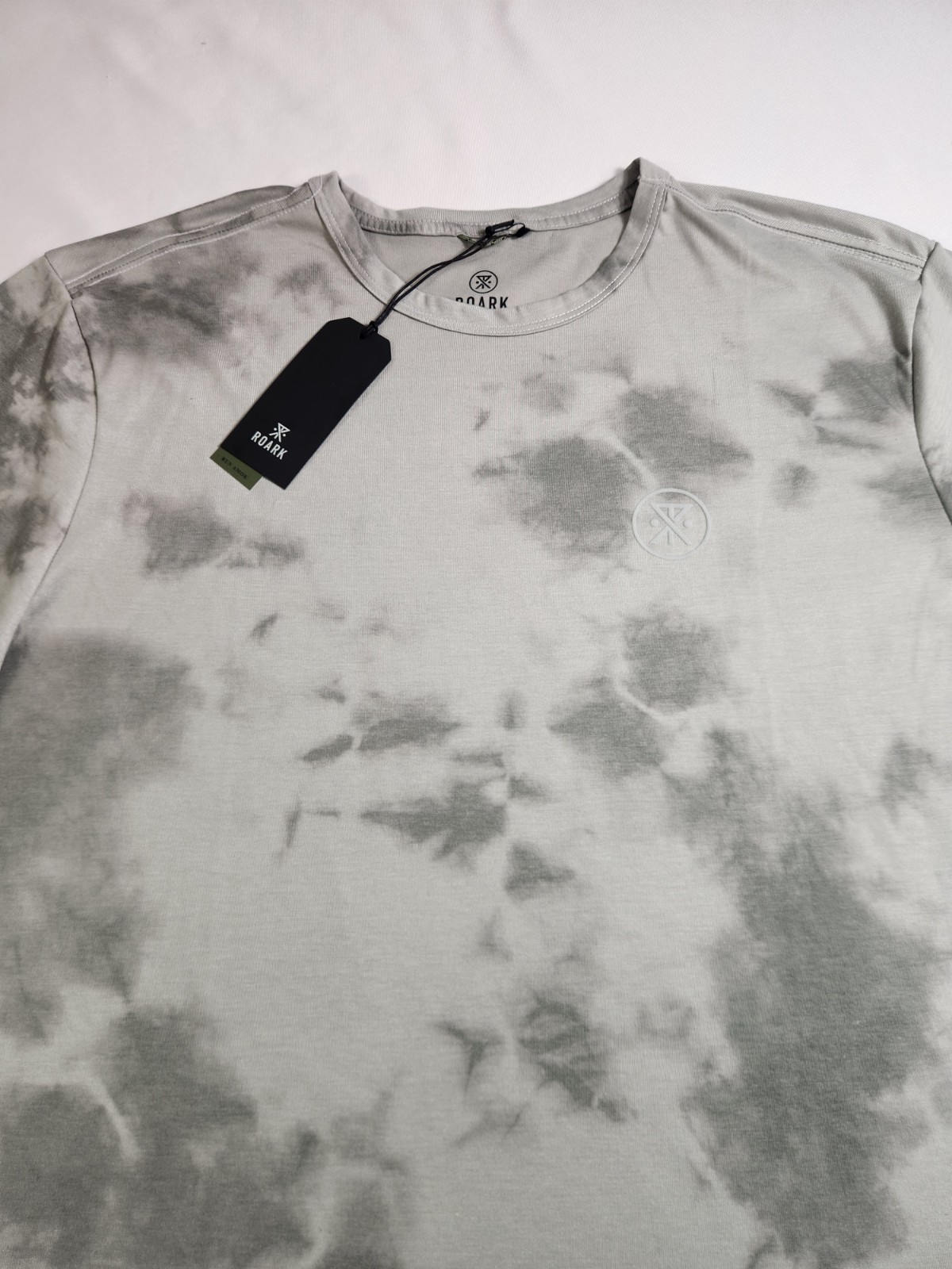 Roark Mathis Active T-Shirt Men Size XL Gray Tie Dye Short Sleeve Adult New, NWT