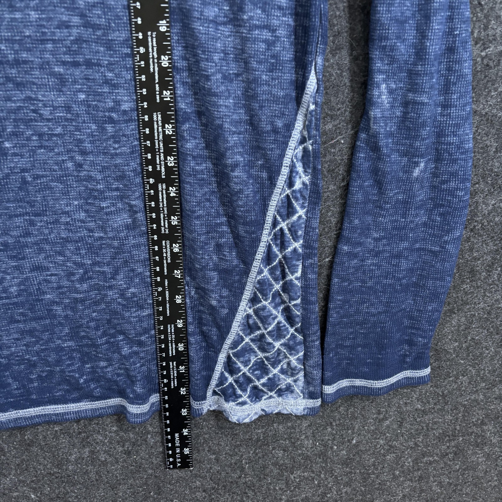 Buckle Black Burnout Henley Shirt Men’s XL Blue Stone Wash Knit Y2K Casual