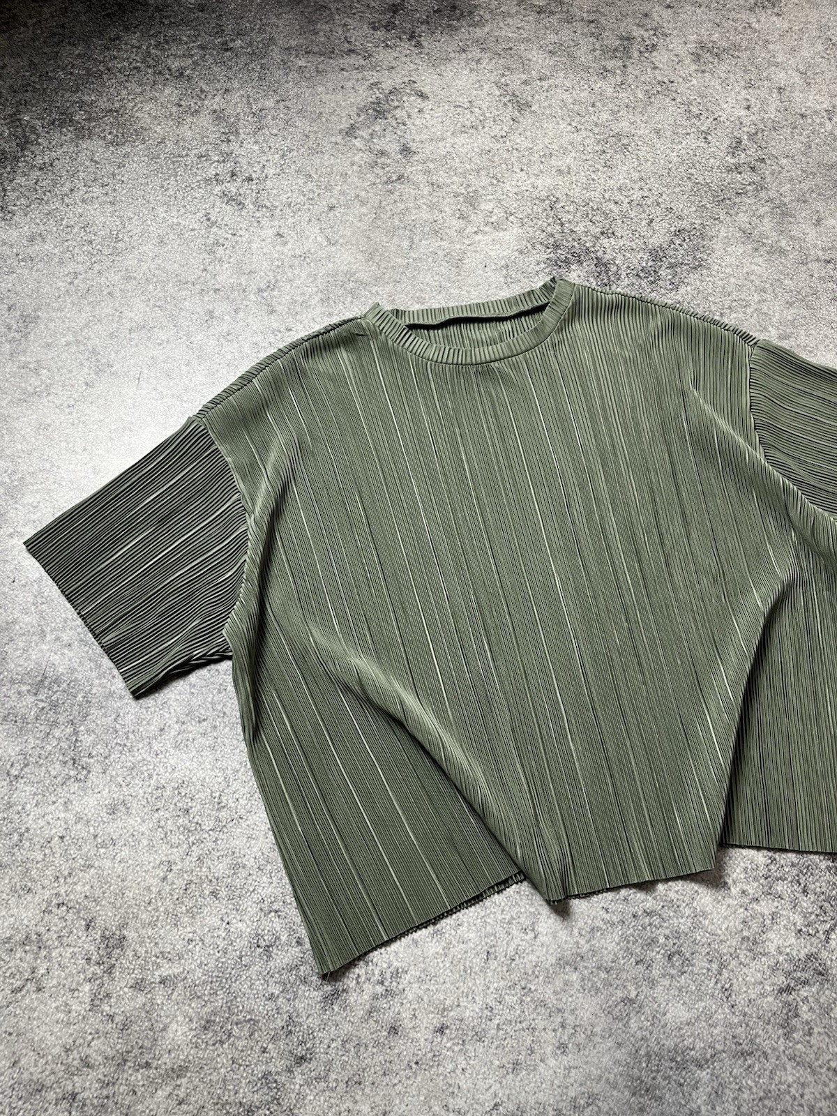 🔥ISSEY MIYAKE PLEATS PLEASE STYLE 00’S VINTAGE CROPPED UNBRANDED T SHIRT JAPAN