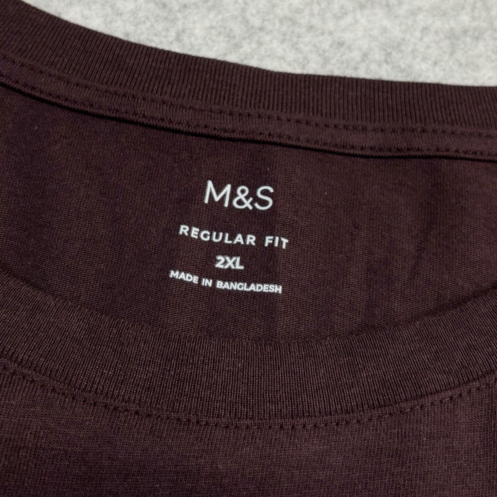 M&S T Shirt 2XL Regular Fit Mens Dark Burgundy New With Defects XXL 47-49in