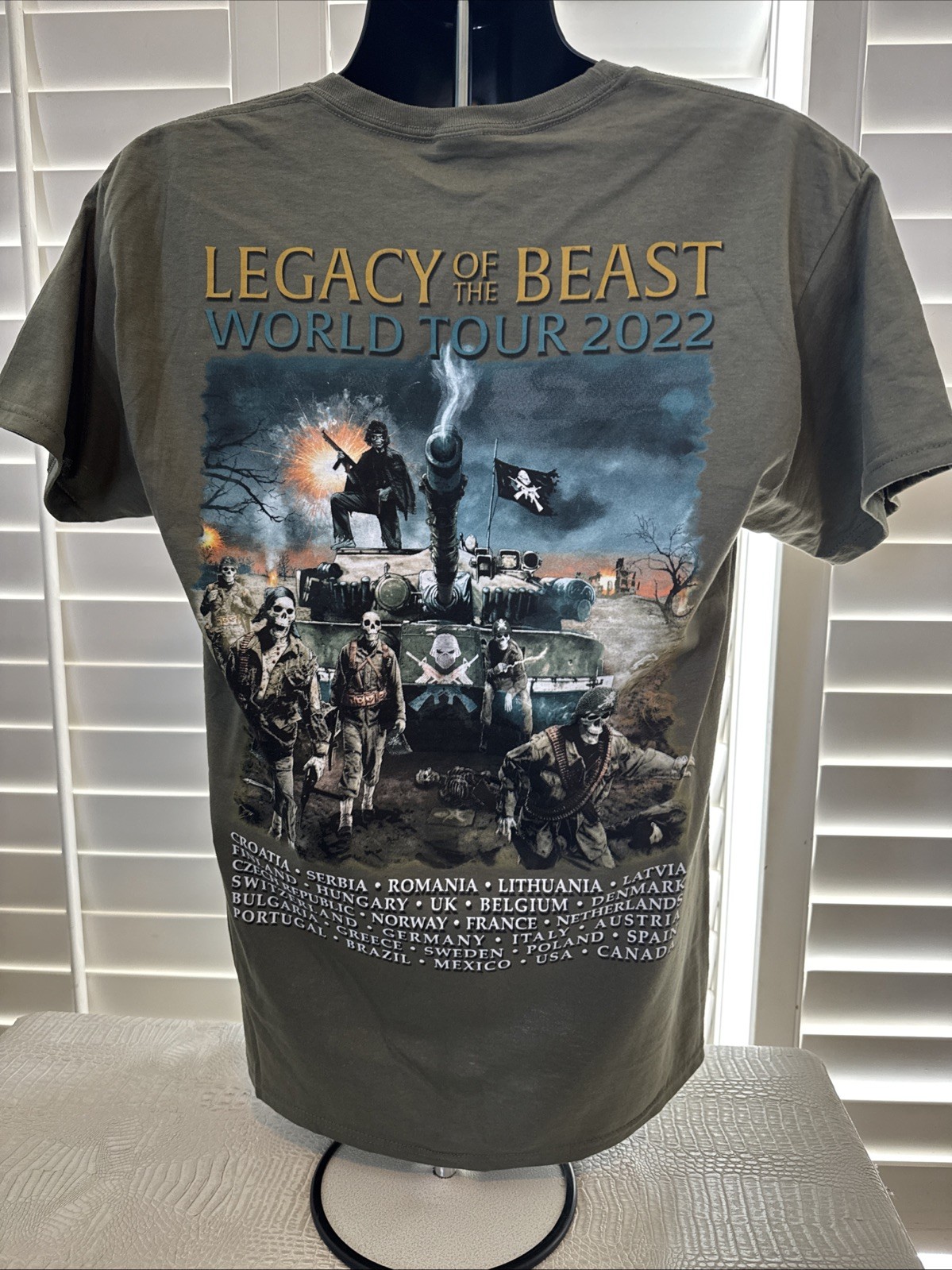 Iron Maiden Official Shirt Legacy Of The Beast 2022 World Tour Size XL New