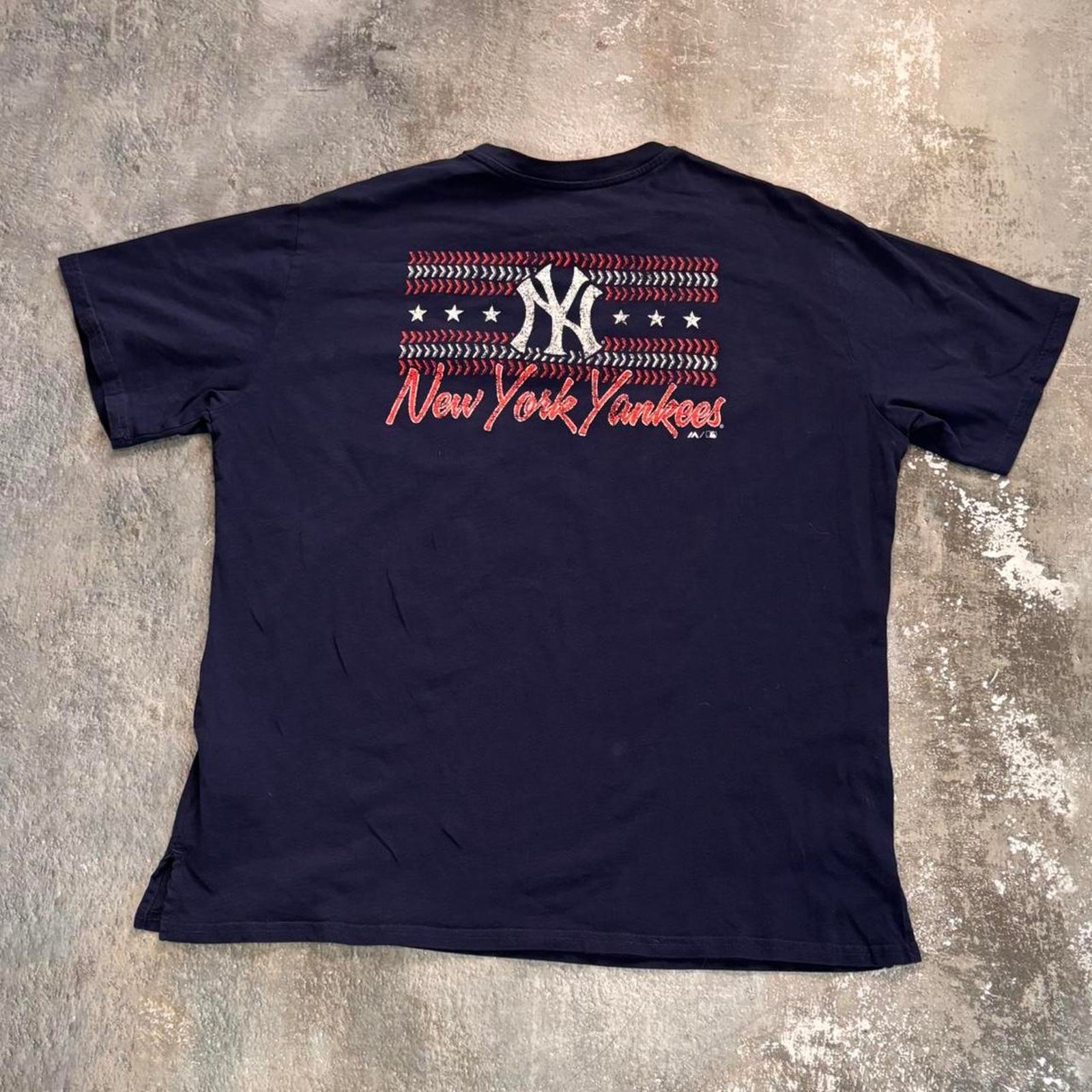Blue MLB New York Yankees T Shirt. Majestic Size XL