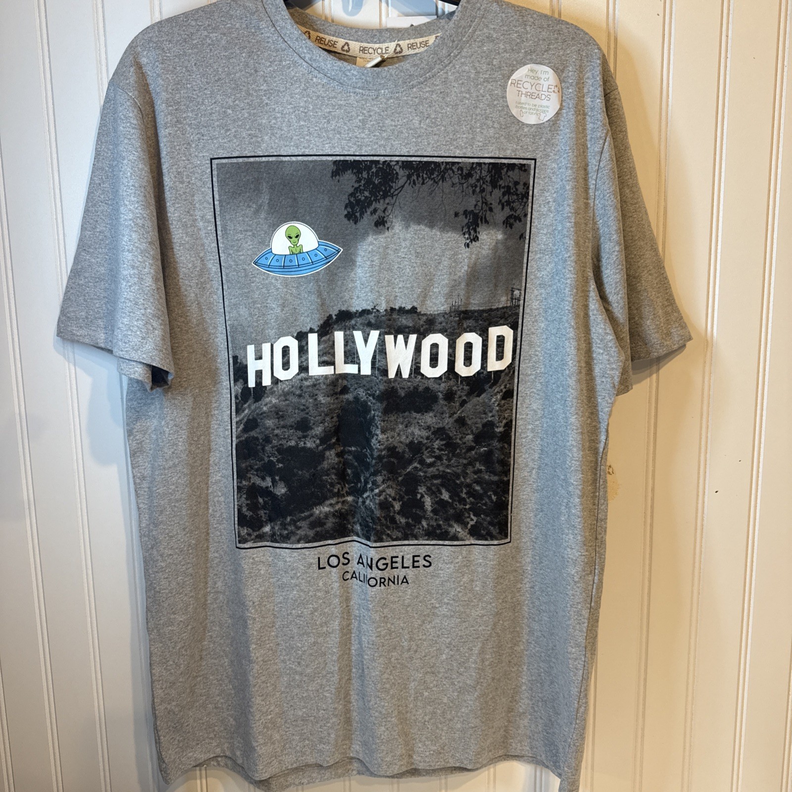 Recycled Threads Men’s Medium Graphic Multicolored T-Shirt