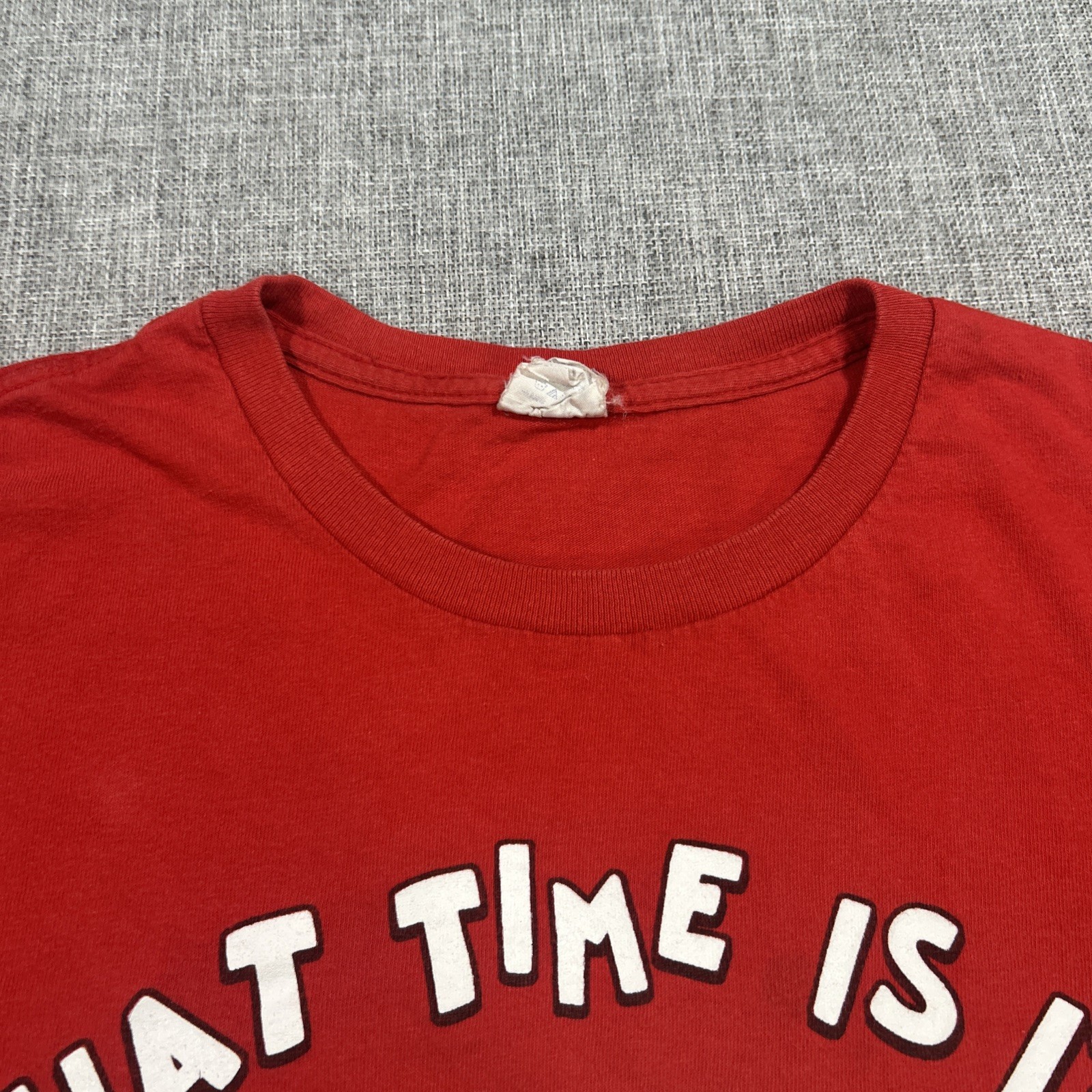 2011 Adventure Time Shirt Size L Cartoon Network Red What Time Is It Finn Jake
