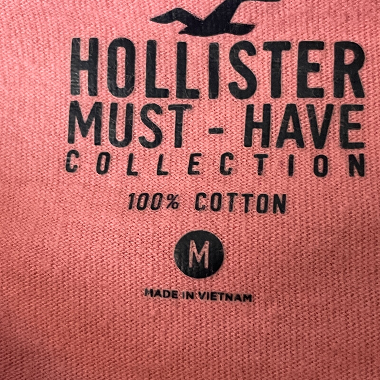 Hollister Must Have Collection TShirt Mens M Pink Coral Logo Text Short Sleeves