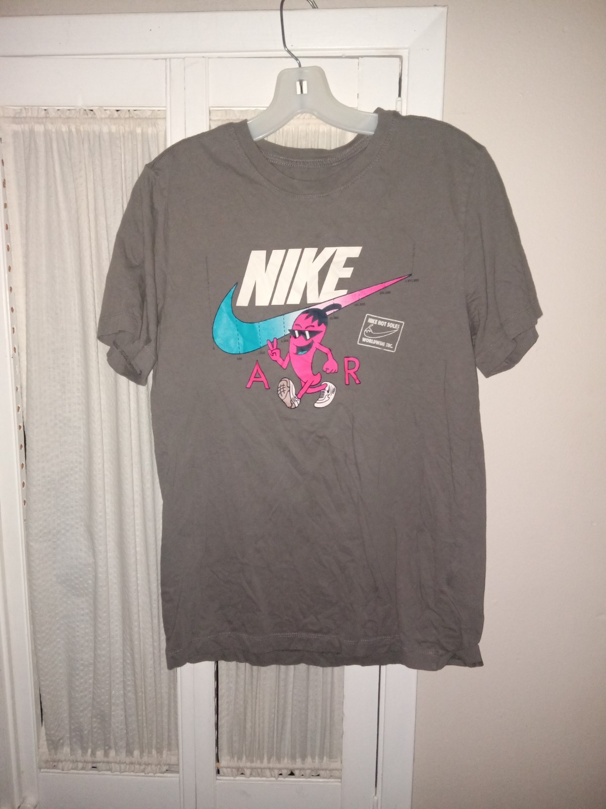 RARE Nike Air T-Shirt Mens Small Hot Soles Worldwide Inc. Chili Pepper Graphic