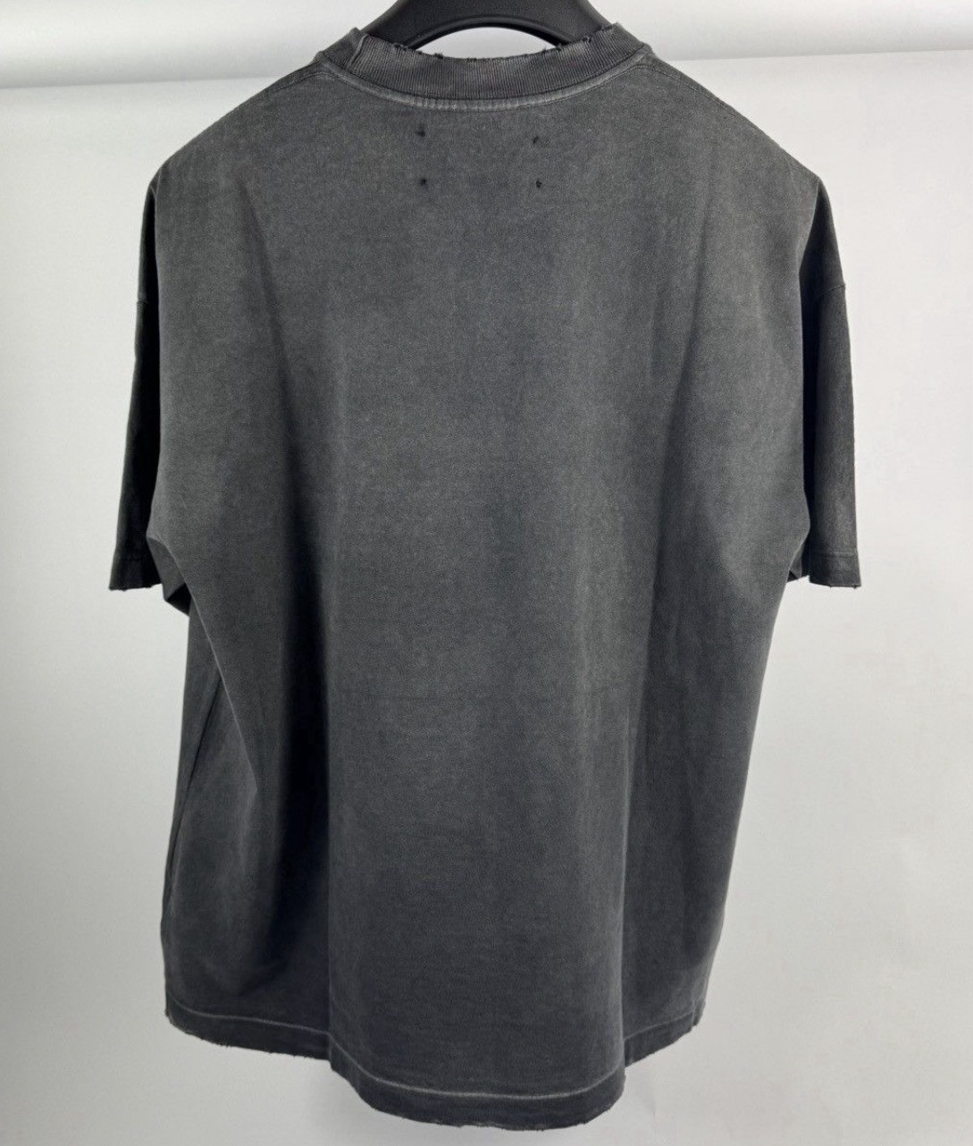 Satoshi Nakamoto – Rhinestone Cracked Print Oversized T-Shirt Size: S Fits M/L
