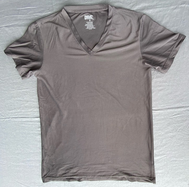 Duluth Trading Co Mens T-Shirt Gray Stretch V Neck Breathable Tee M