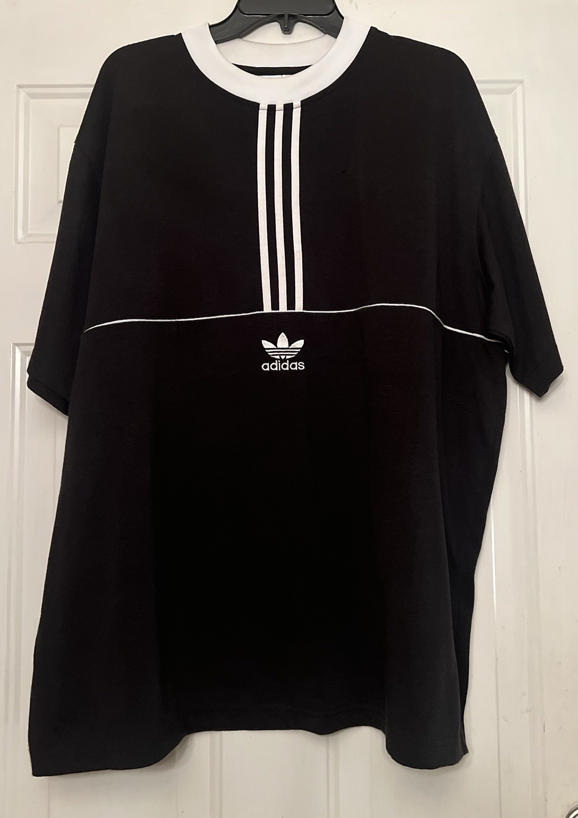 Adidas Originals Trefoil Oversized Black & White Stripe T-Shirt – XL