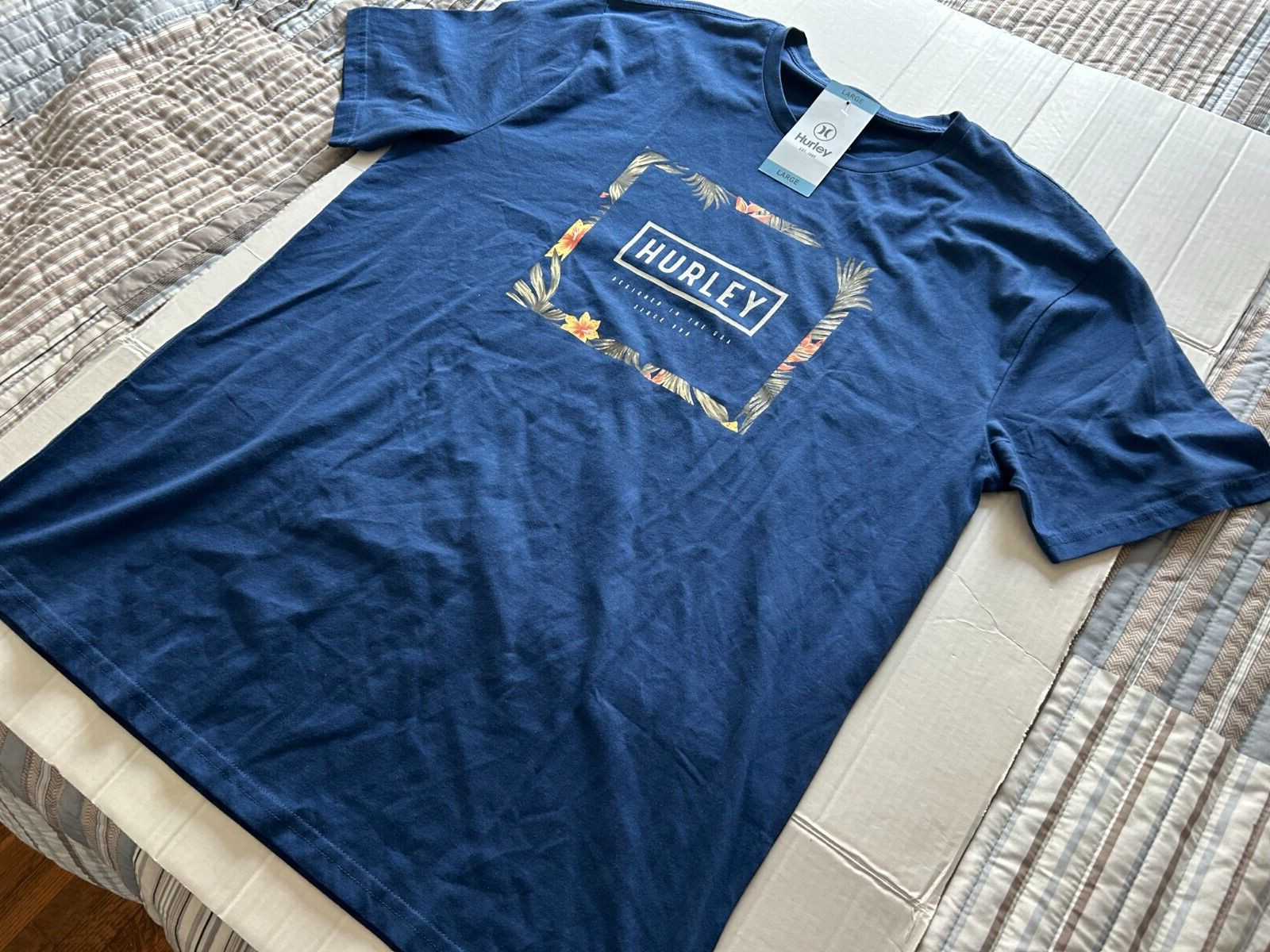 HURLEY SIZE LARGE DARK BLUE SHORT SLEEVE T-SHIRT…SEE DESCRIPTION