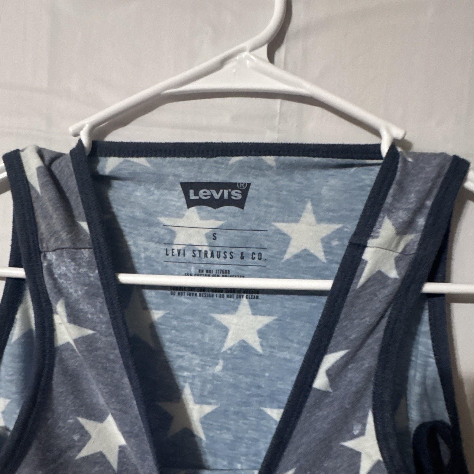 Levi’s Men’s S Sleeveless Cotton Knit Tank Top USA Flag Stars Stripes