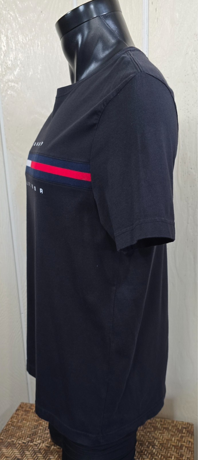 Tommy Hilfiger T-Shirt Mens Sz L Blue Short Sleeve Signature Stripe Logo
