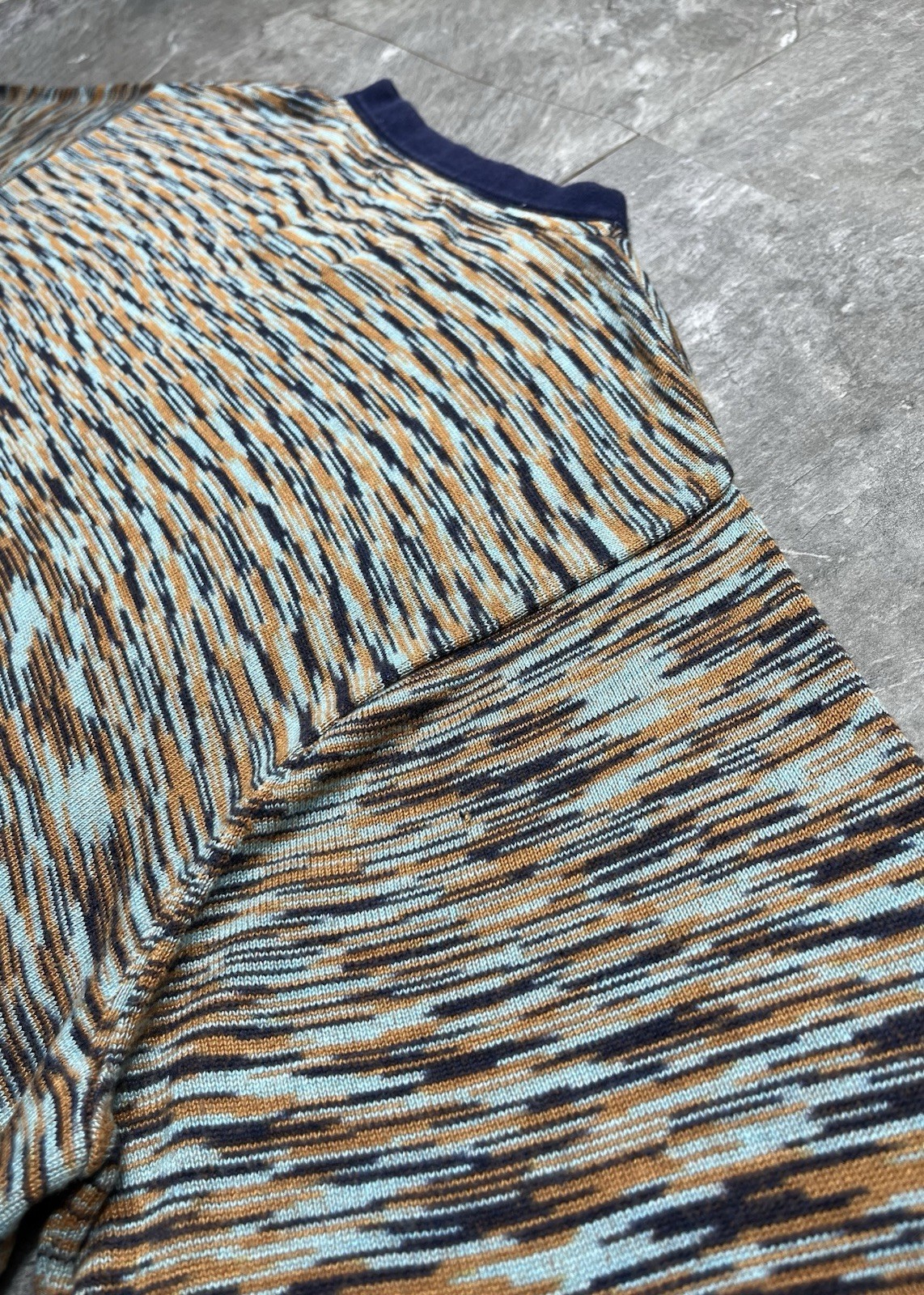 Percival Blue and Orange with Dynamic Pattern Knit Textured T-shirt tee size m