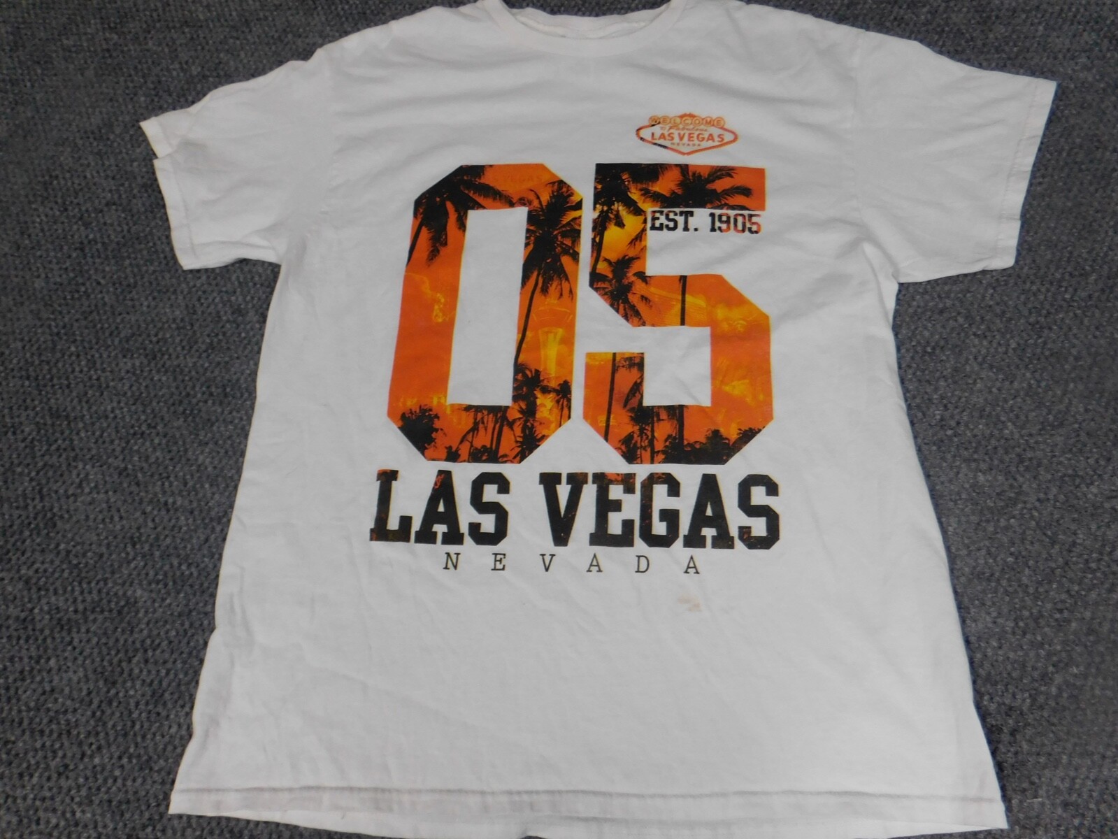 Las Vegas Mens Shirt Large White workout lifting