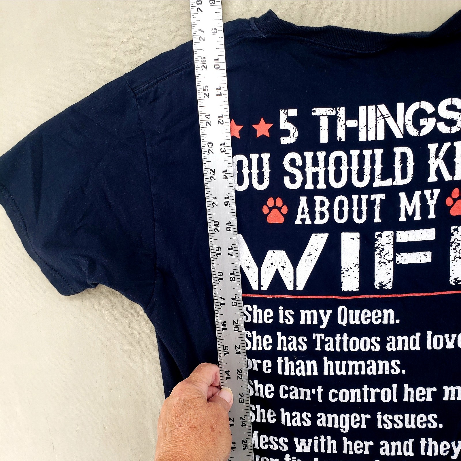 Screen Print Tee W/O Tag Measures Medium Adult Black With Wife Tribute On Back
